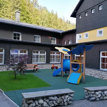 Styria - Boutiquehotel Mit Sauna Und Optionaler Halbpension Hotel *